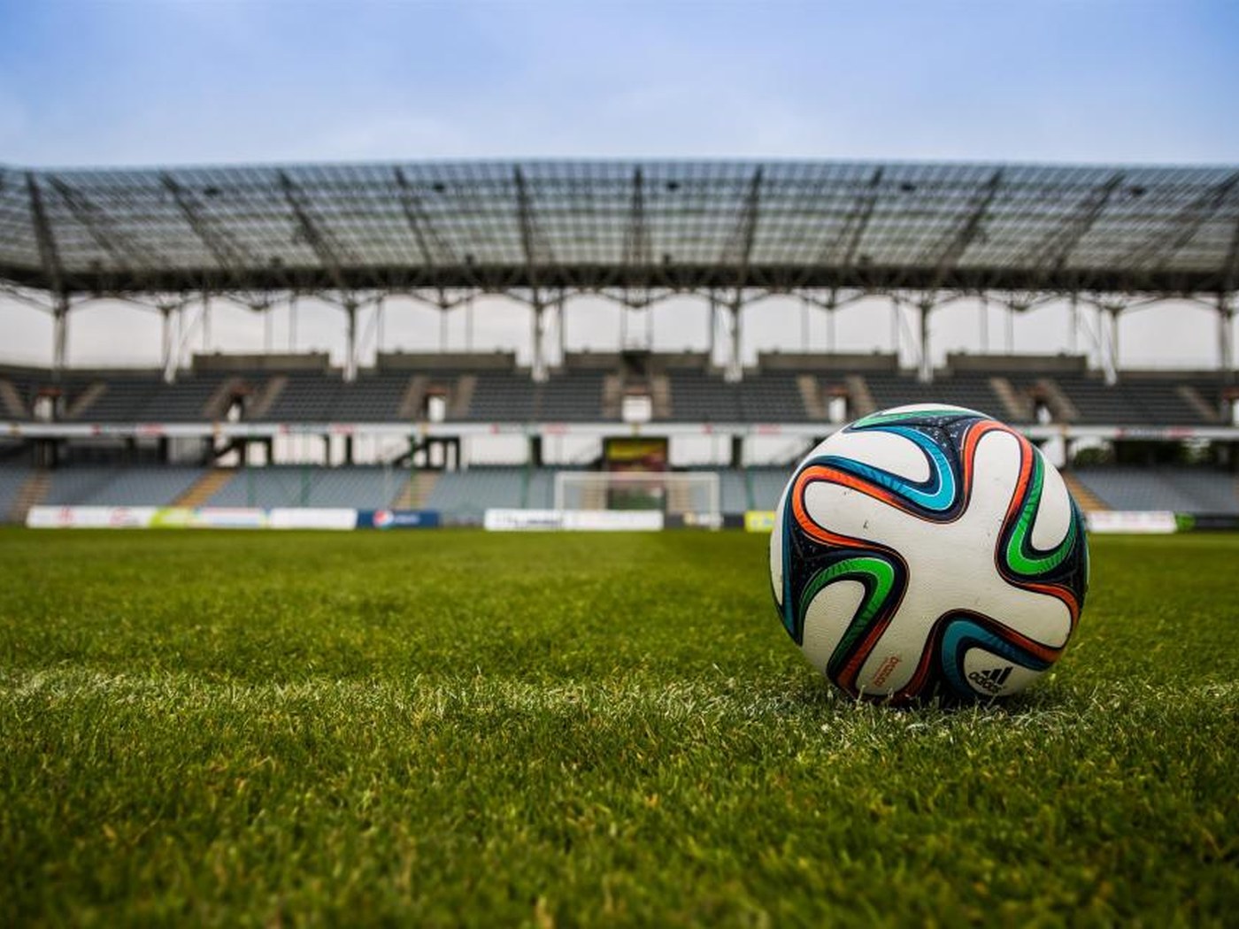 Custom printed footballs